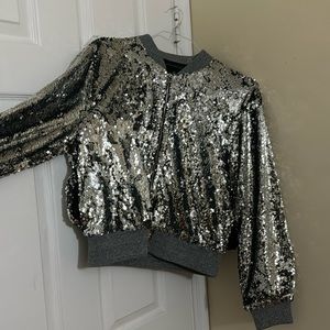 New bomber.Never wear.